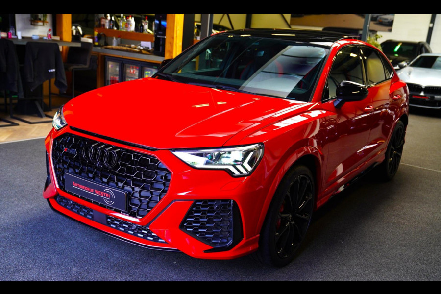 Audi RS Q3 Sportback TFSI RS | Panorama | RS-Zetels | 360 camera | Bang&Olufsen | Adaptieve Cruise | Lane Assist | Applecarplay |