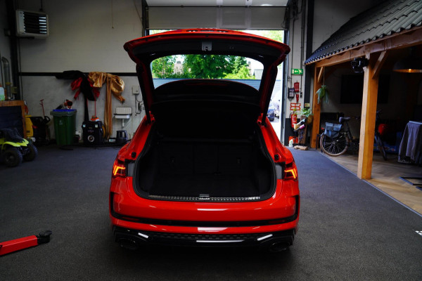 Audi RS Q3 Sportback TFSI RS | Panorama | RS-Zetels | 360 camera | Bang&Olufsen | Adaptieve Cruise | Lane Assist | Applecarplay |
