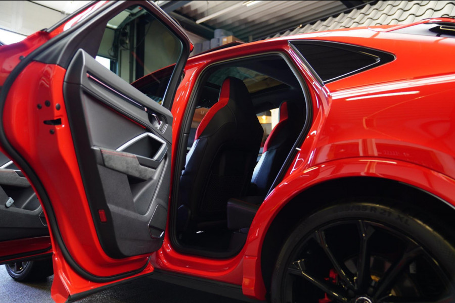 Audi RS Q3 Sportback TFSI RS | Panorama | RS-Zetels | 360 camera | Bang&Olufsen | Adaptieve Cruise | Lane Assist | Applecarplay |