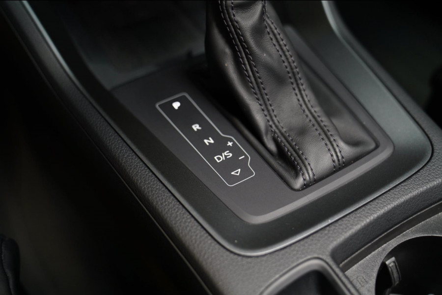 Audi RS Q3 Sportback TFSI RS | Panorama | RS-Zetels | 360 camera | Bang&Olufsen | Adaptieve Cruise | Lane Assist | Applecarplay |