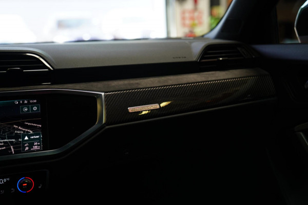 Audi RS Q3 Sportback TFSI RS | Panorama | RS-Zetels | 360 camera | Bang&Olufsen | Adaptieve Cruise | Lane Assist | Applecarplay |