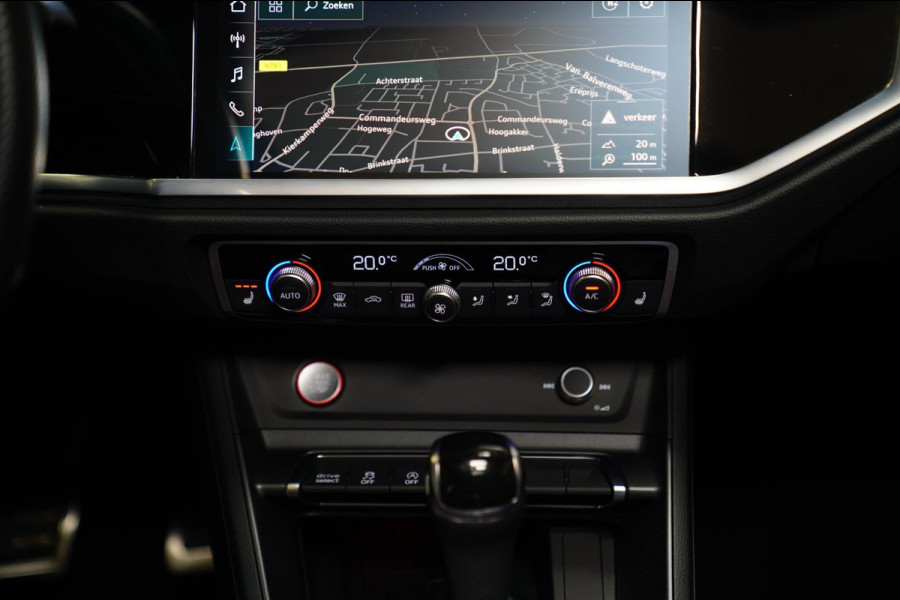 Audi RS Q3 Sportback TFSI RS | Panorama | RS-Zetels | 360 camera | Bang&Olufsen | Adaptieve Cruise | Lane Assist | Applecarplay |