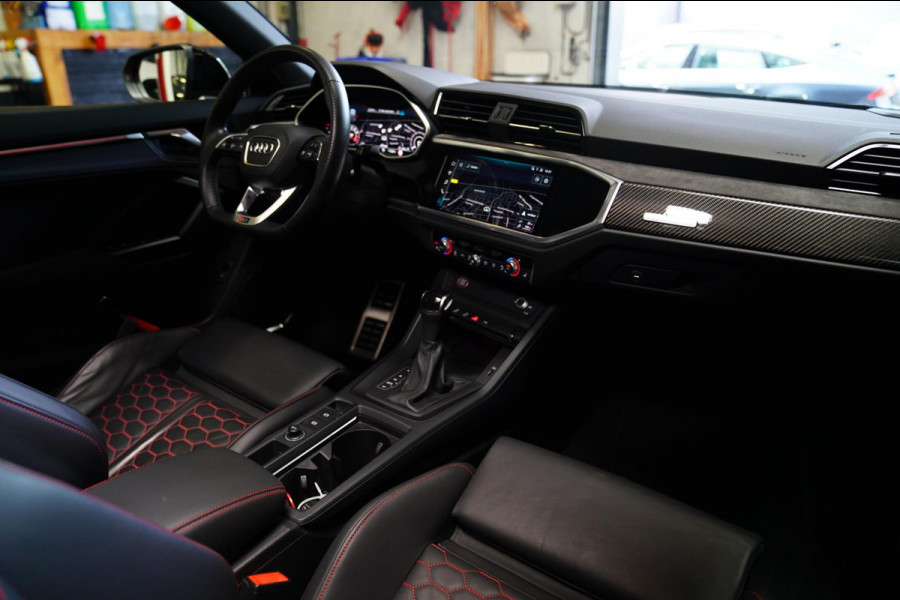 Audi RS Q3 Sportback TFSI RS | Panorama | RS-Zetels | 360 camera | Bang&Olufsen | Adaptieve Cruise | Lane Assist | Applecarplay |