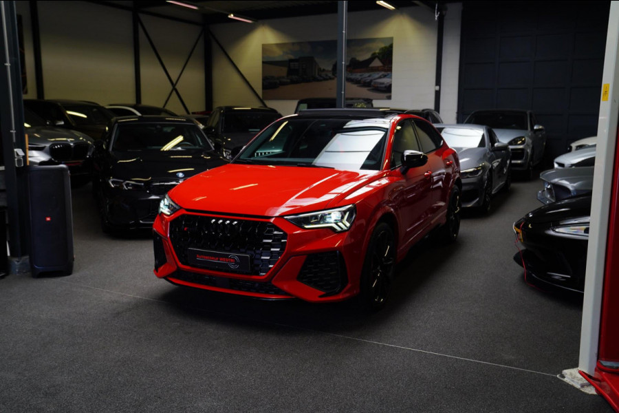 Audi RS Q3 Sportback TFSI RS | Panorama | RS-Zetels | 360 camera | Bang&Olufsen | Adaptieve Cruise | Lane Assist | Applecarplay |