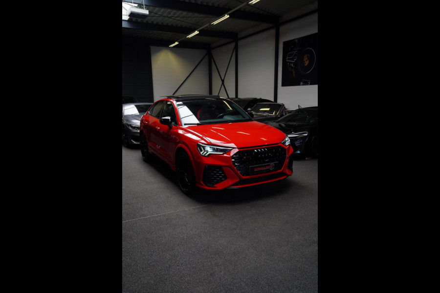 Audi RS Q3 Sportback TFSI RS | Panorama | RS-Zetels | 360 camera | Bang&Olufsen | Adaptieve Cruise | Lane Assist | Applecarplay |