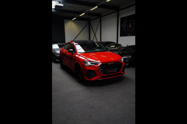 Audi RS Q3 Sportback TFSI RS | Panorama | RS-Zetels | 360 camera | Bang&Olufsen | Adaptieve Cruise | Lane Assist | Applecarplay |