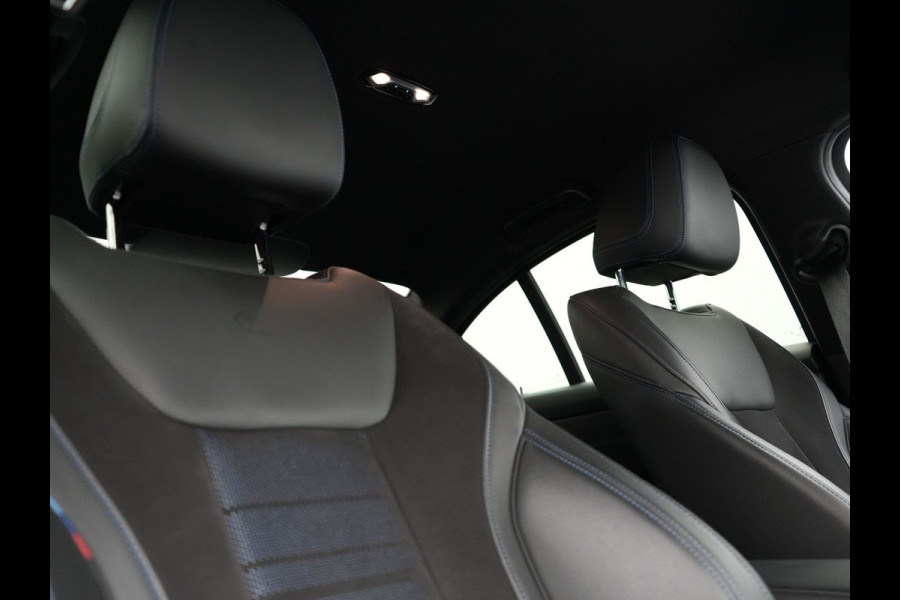 BMW 3-serie 320e M Sport Shadow Plug In Hybrid PHEV | Alcantara Sportstoelen Verwarmd | Sfeerverlichting | 19"L.M | Virtual | Apple Carplay | DAB | Navi Full Map |