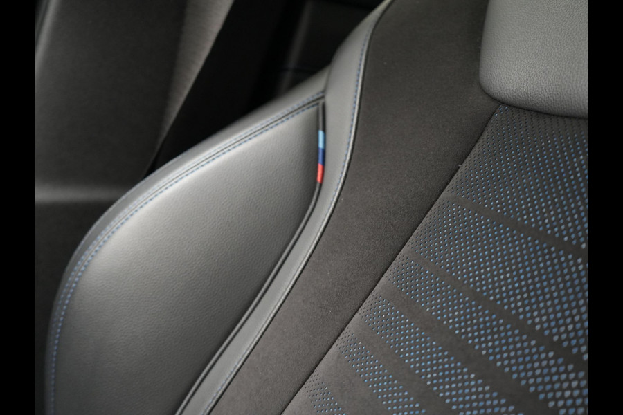 BMW 3-serie 320e M Sport Shadow Plug In Hybrid PHEV | Alcantara Sportstoelen Verwarmd | Sfeerverlichting | 19"L.M | Virtual | Apple Carplay | DAB | Navi Full Map |