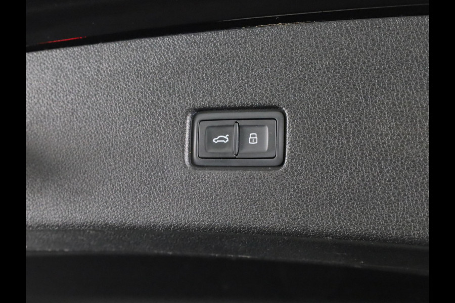 Audi RS Q8 4.0 TFSI quattro 600pk | Panoramadak | Head up Display | Memory | RS Dynamic pakket plus | Trekhaak elektrisch uitklapbaar