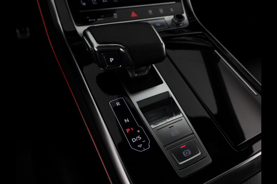 Audi RS Q8 4.0 TFSI quattro 600pk | Panoramadak | Head up Display | Memory | RS Dynamic pakket plus | Trekhaak elektrisch uitklapbaar