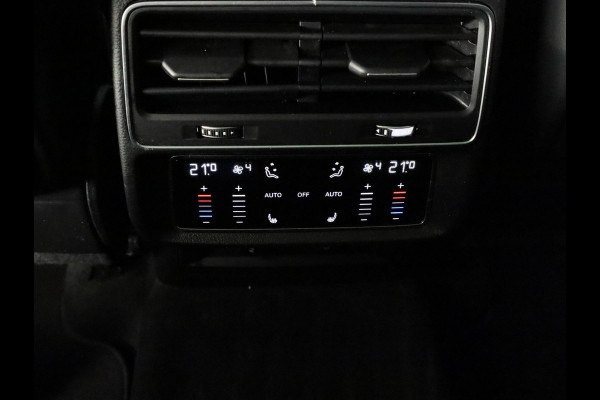 Audi RS Q8 4.0 TFSI quattro 600pk | Panoramadak | Head up Display | Memory | RS Dynamic pakket plus | Trekhaak elektrisch uitklapbaar