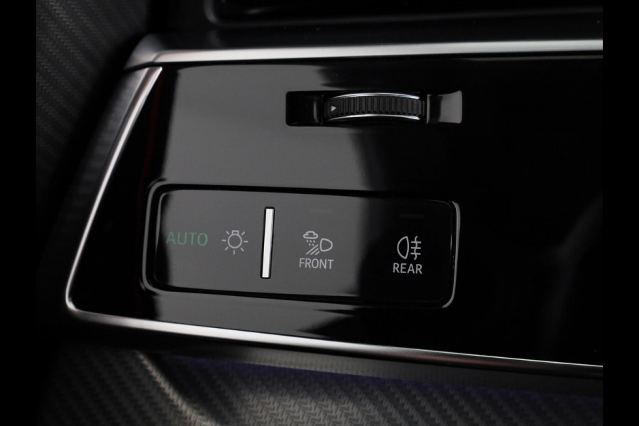 Audi RS Q8 4.0 TFSI quattro 600pk | Panoramadak | Head up Display | Memory | RS Dynamic pakket plus | Trekhaak elektrisch uitklapbaar