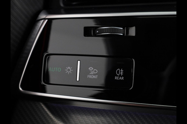 Audi RS Q8 4.0 TFSI quattro 600pk | Panoramadak | Head up Display | Memory | RS Dynamic pakket plus | Trekhaak elektrisch uitklapbaar