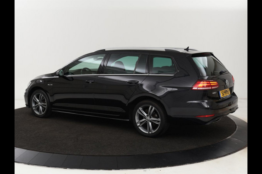 Volkswagen Golf 1.0 TSI R Line | Stoelverwarming | Carplay | Adaptive cruise | Navigatie | Full LED | Parkeerhulp | Climate control | Active Info Display