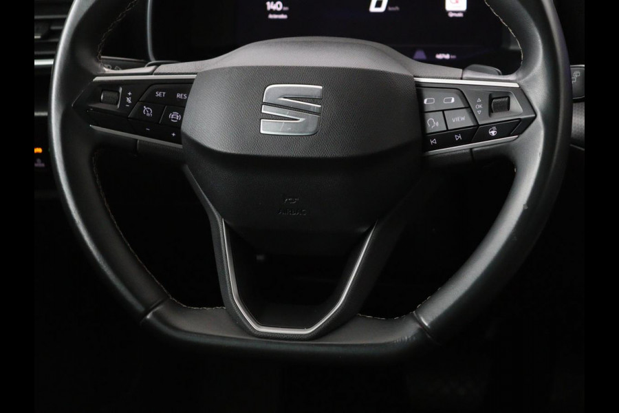 Seat Leon 1.5 eTSI Style | Stoel & stuurverwarming | Carplay | Navigatie | Full LED | Climate control | Parkeerhulp | Cruise control