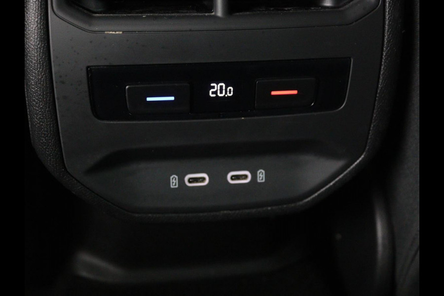 Seat Leon 1.5 eTSI Style | Stoel & stuurverwarming | Carplay | Navigatie | Full LED | Climate control | Parkeerhulp | Cruise control