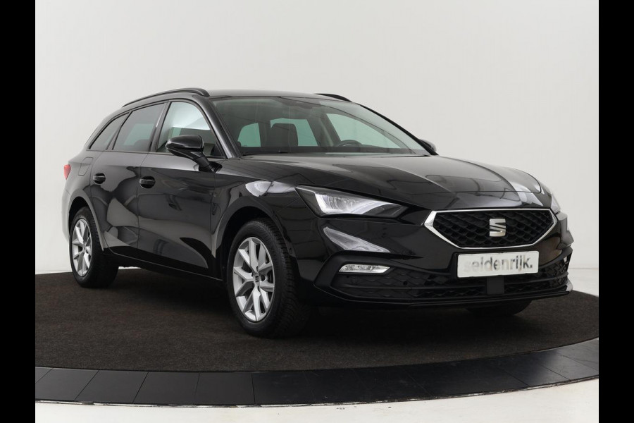 Seat Leon 1.5 eTSI Style | Stoel & stuurverwarming | Carplay | Navigatie | Full LED | Climate control | Parkeerhulp | Cruise control