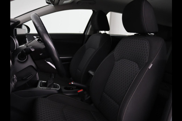 Kia Ceed 1.0 T-GDi DynamicLine | Carplay | Camera | Navigatie | Climate control | Parkeerhulp | Cruise control | Bluetooth