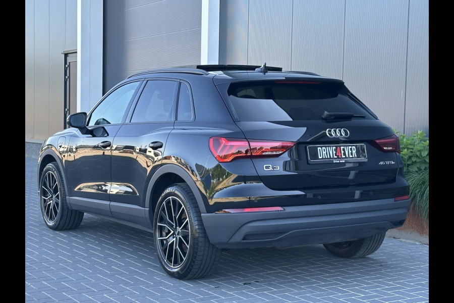 Audi Q3 45 TFSI e Adv Editi. M2022 PANO NAVI SPORTVELGEN CR CONTROL