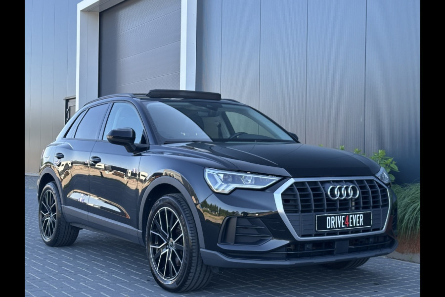 Audi Q3 45 TFSI e Adv Editi. M2022 PANO NAVI SPORTVELGEN CR CONTROL