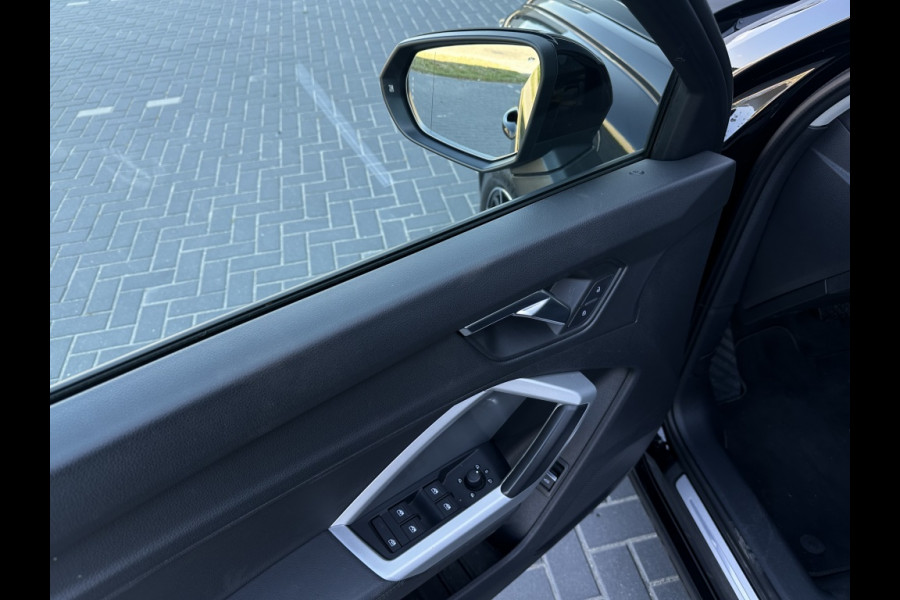 Audi Q3 45 TFSI e Adv Editi. M2022 PANO NAVI SPORTVELGEN CR CONTROL