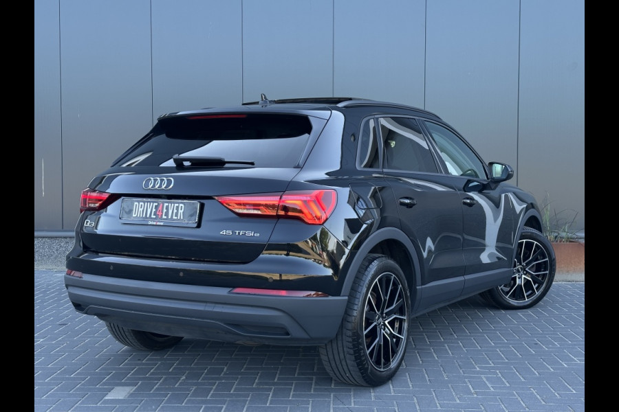 Audi Q3 45 TFSI e Adv Editi. M2022 PANO NAVI SPORTVELGEN CR CONTROL