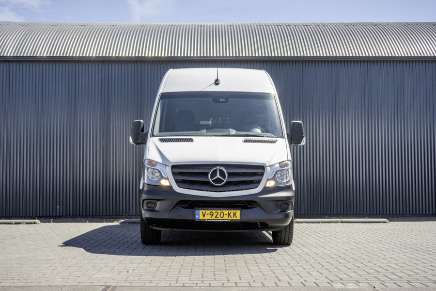 Mercedes-Benz Sprinter 311CDI | L2H2 | Camera | Airco | Volledige Inrichting | Omvormer | Oprijplaat | Euro 6