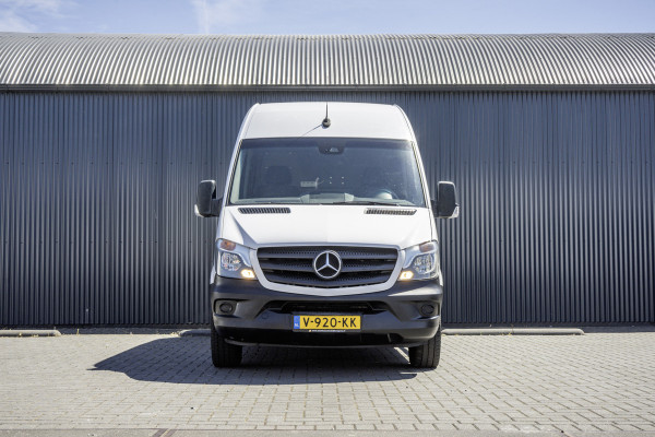 Mercedes-Benz Sprinter 311CDI | L2H2 | Camera | Airco | Volledige Inrichting | Omvormer | Oprijplaat | Euro 6