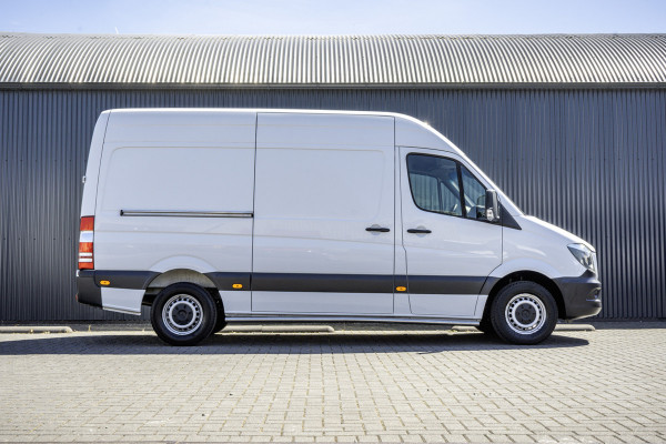 Mercedes-Benz Sprinter 311CDI | L2H2 | Camera | Airco | Volledige Inrichting | Omvormer | Oprijplaat | Euro 6