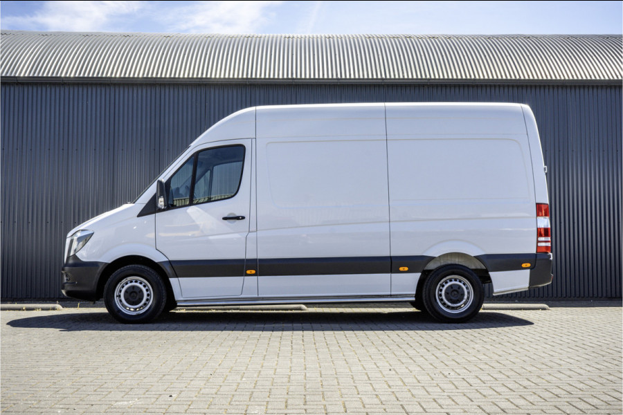 Mercedes-Benz Sprinter 311CDI | L2H2 | Camera | Airco | Volledige Inrichting | Omvormer | Oprijplaat | Euro 6