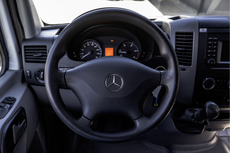 Mercedes-Benz Sprinter 311CDI | L2H2 | Camera | Airco | Volledige Inrichting | Omvormer | Oprijplaat | Euro 6