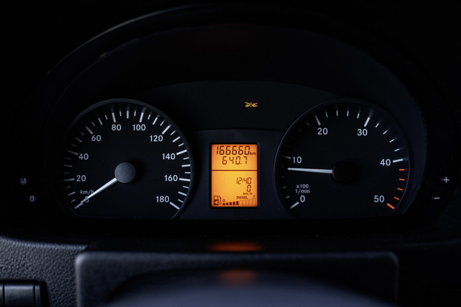 Mercedes-Benz Sprinter 311CDI | L2H2 | Camera | Airco | Volledige Inrichting | Omvormer | Oprijplaat | Euro 6
