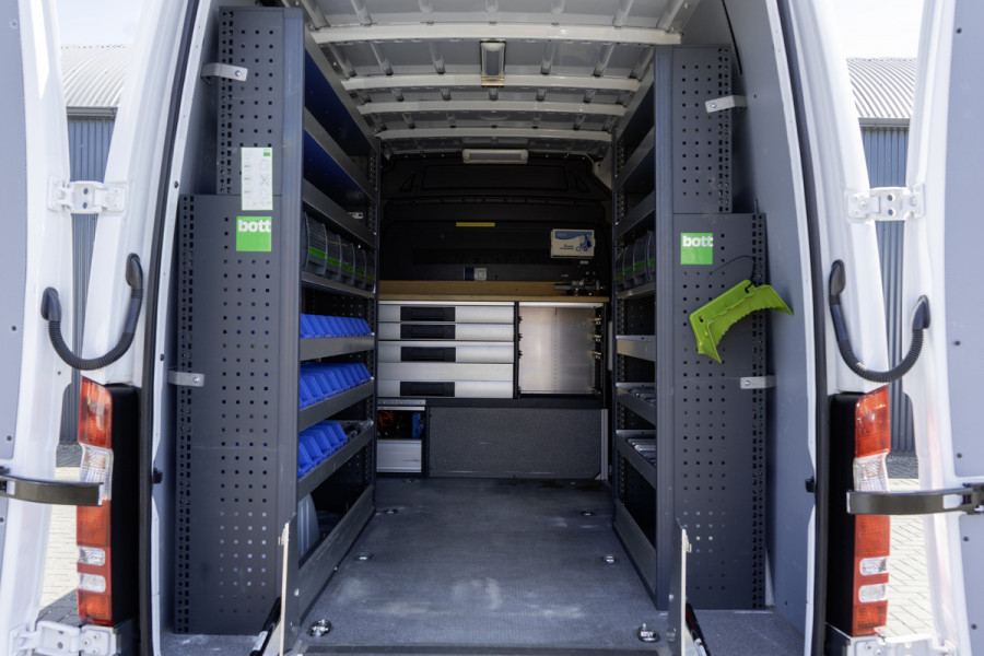Mercedes-Benz Sprinter 311CDI | L2H2 | Camera | Airco | Volledige Inrichting | Omvormer | Oprijplaat | Euro 6
