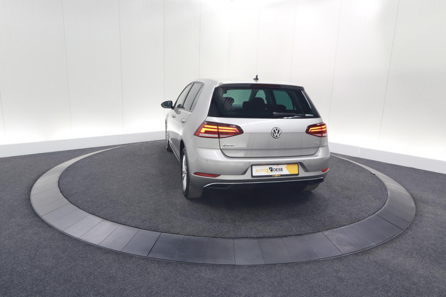 Volkswagen Golf 1.0 TSI 110pk Highline | Adaptieve Cruise Control | Apple Carplay | Parkeersensoren | Stoelverwarming