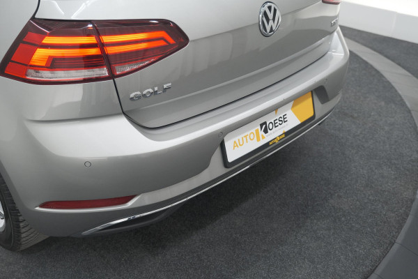 Volkswagen Golf 1.0 TSI 110pk Highline | Adaptieve Cruise Control | Apple Carplay | Parkeersensoren | Stoelverwarming