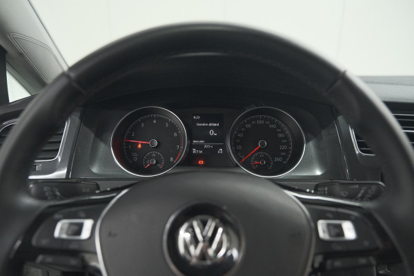 Volkswagen Golf 1.0 TSI 110pk Highline | Adaptieve Cruise Control | Apple Carplay | Parkeersensoren | Stoelverwarming