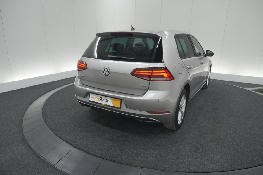 Volkswagen Golf 1.0 TSI 110pk Highline | Adaptieve Cruise Control | Apple Carplay | Parkeersensoren | Stoelverwarming