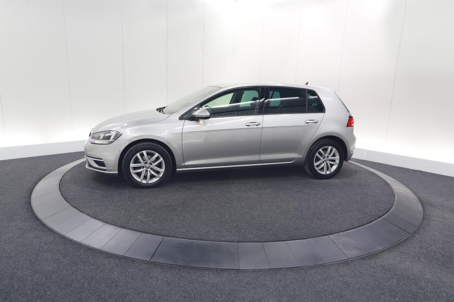 Volkswagen Golf 1.0 TSI 110pk Highline | Adaptieve Cruise Control | Apple Carplay | Parkeersensoren | Stoelverwarming