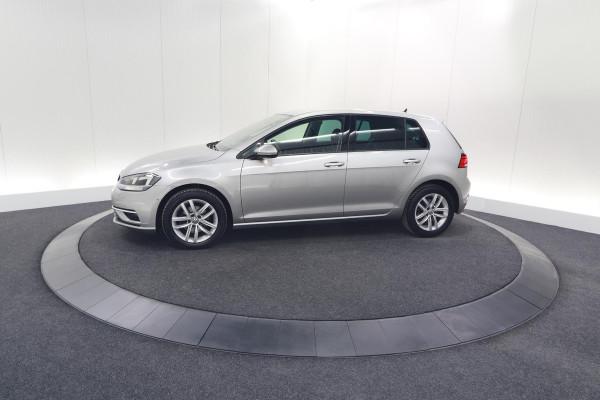 Volkswagen Golf 1.0 TSI 110pk Highline | Adaptieve Cruise Control | Apple Carplay | Parkeersensoren | Stoelverwarming