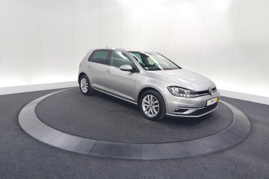 Volkswagen Golf 1.0 TSI 110pk Highline | Adaptieve Cruise Control | Apple Carplay | Parkeersensoren | Stoelverwarming