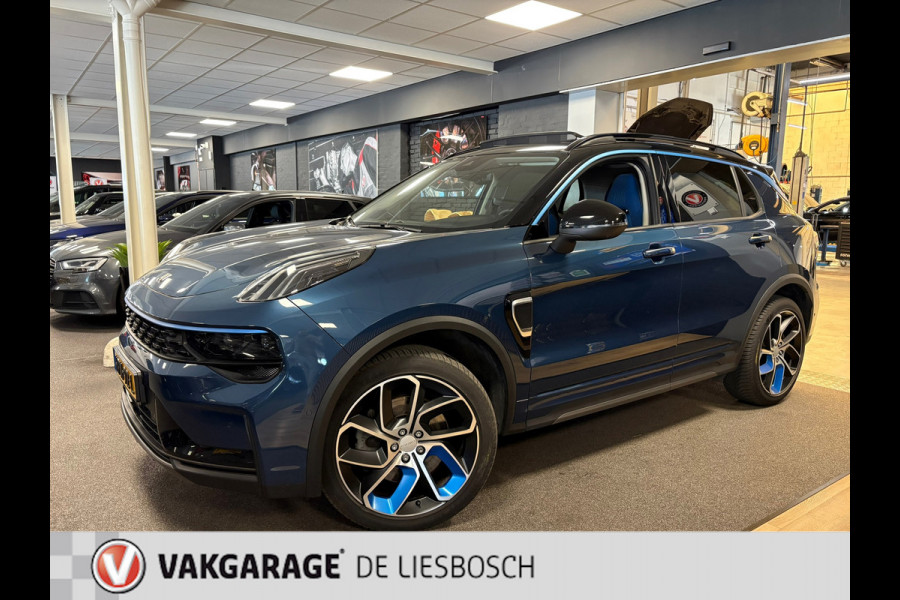 Lynk & Co 01 1.5 modeljaar 2023 prijs rijklaar! Infinity / 360camera / Panorama-dak / apple carplay
