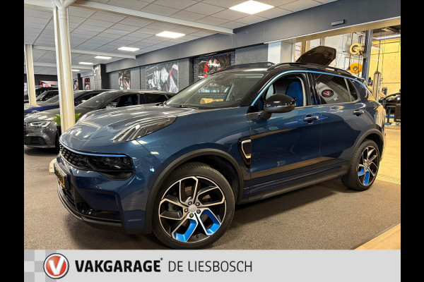 Lynk & Co 01 1.5 modeljaar 2023 prijs rijklaar! Infinity / 360camera / Panorama-dak / apple carplay