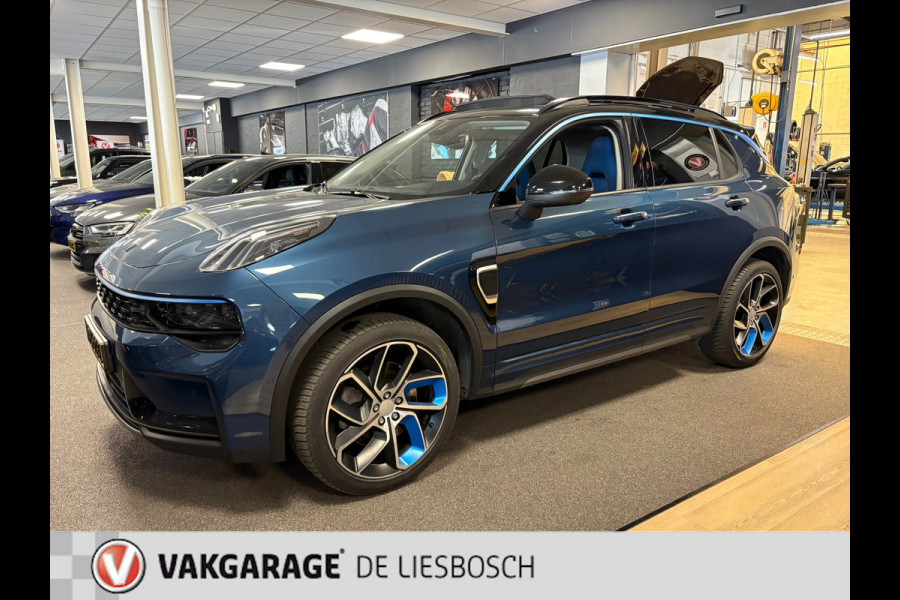 Lynk & Co 01 1.5 modeljaar 2023 prijs rijklaar! Infinity / 360camera / Panorama-dak / apple carplay