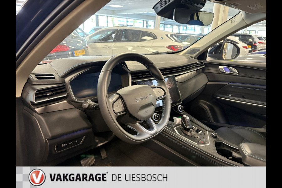 Lynk & Co 01 1.5 modeljaar 2023 prijs rijklaar! Infinity / 360camera / Panorama-dak / apple carplay