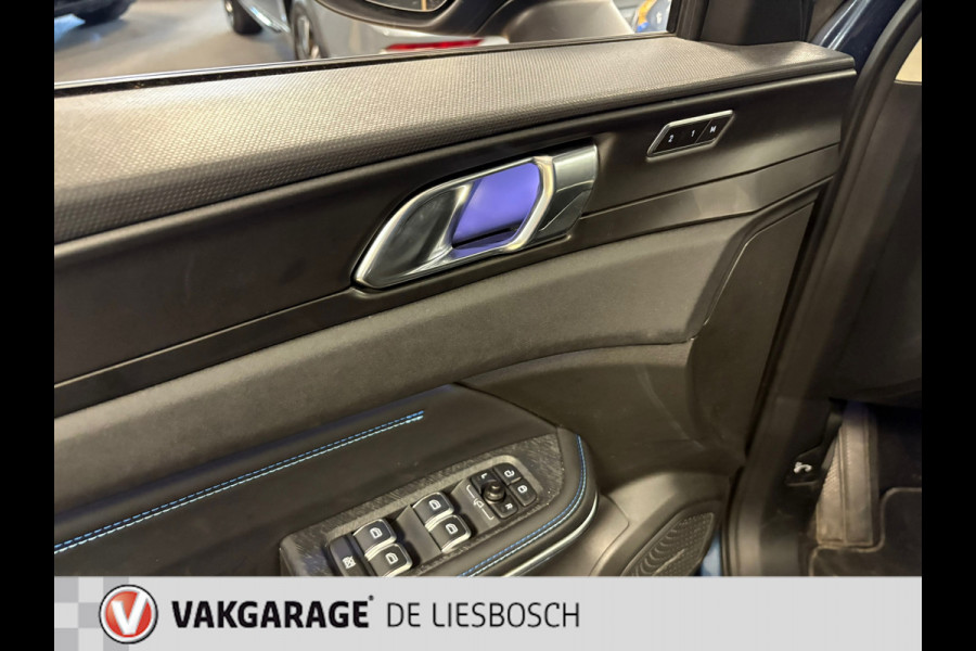 Lynk & Co 01 1.5 modeljaar 2023 prijs rijklaar! Infinity / 360camera / Panorama-dak / apple carplay
