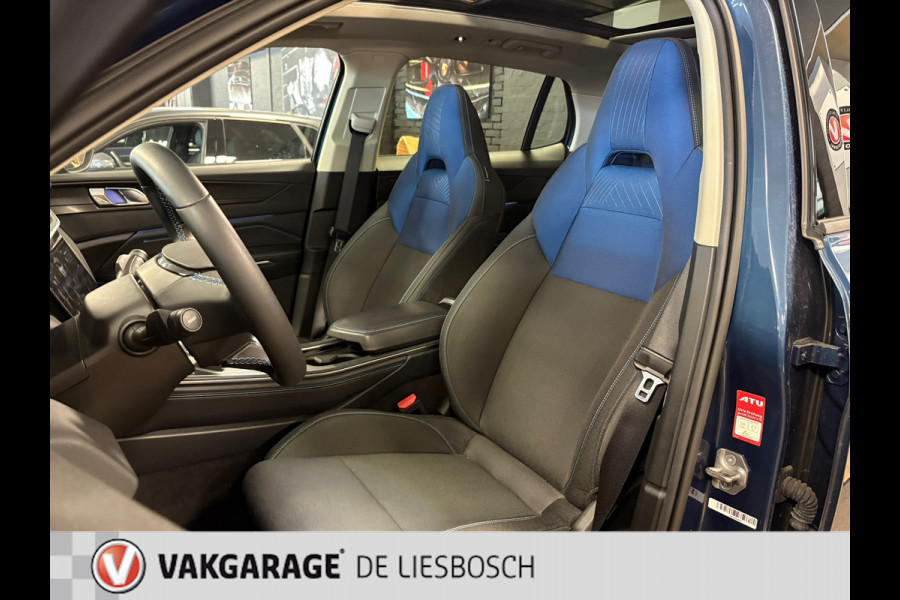 Lynk & Co 01 1.5 modeljaar 2023 prijs rijklaar! Infinity / 360camera / Panorama-dak / apple carplay