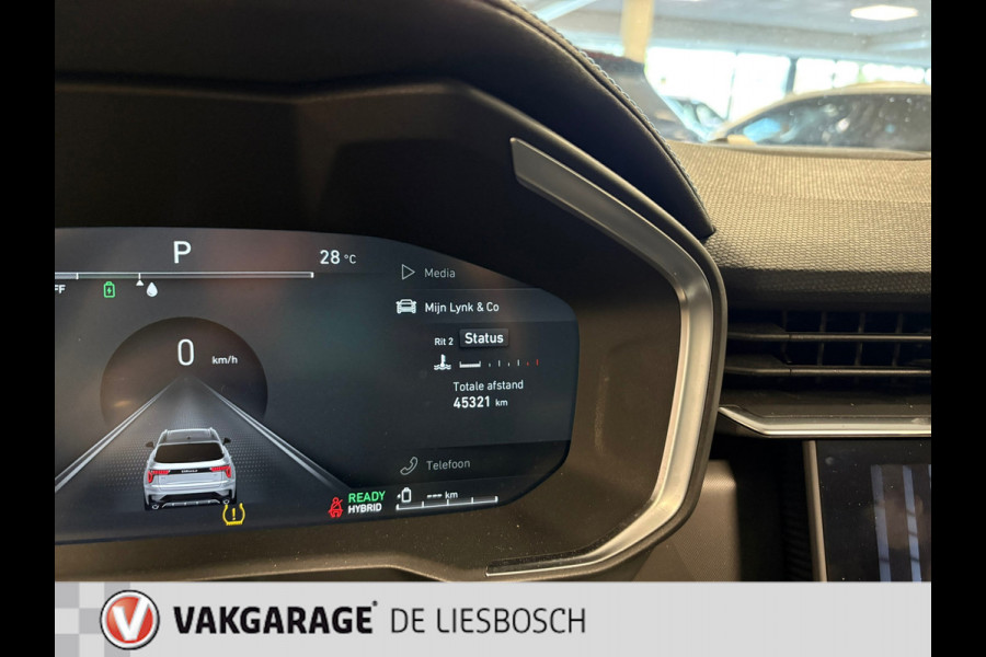Lynk & Co 01 1.5 modeljaar 2023 prijs rijklaar! Infinity / 360camera / Panorama-dak / apple carplay