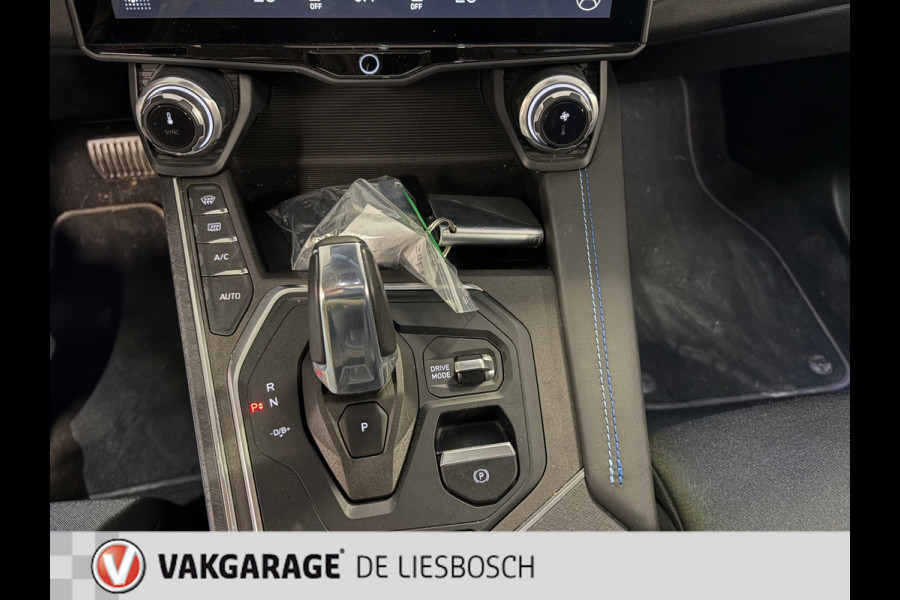 Lynk & Co 01 1.5 modeljaar 2023 prijs rijklaar! Infinity / 360camera / Panorama-dak / apple carplay