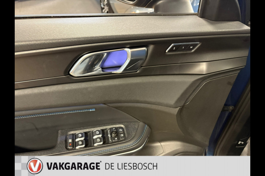 Lynk & Co 01 1.5 modeljaar 2023 prijs rijklaar ! infinity / 360camera / Panorama-dak / apple carplay