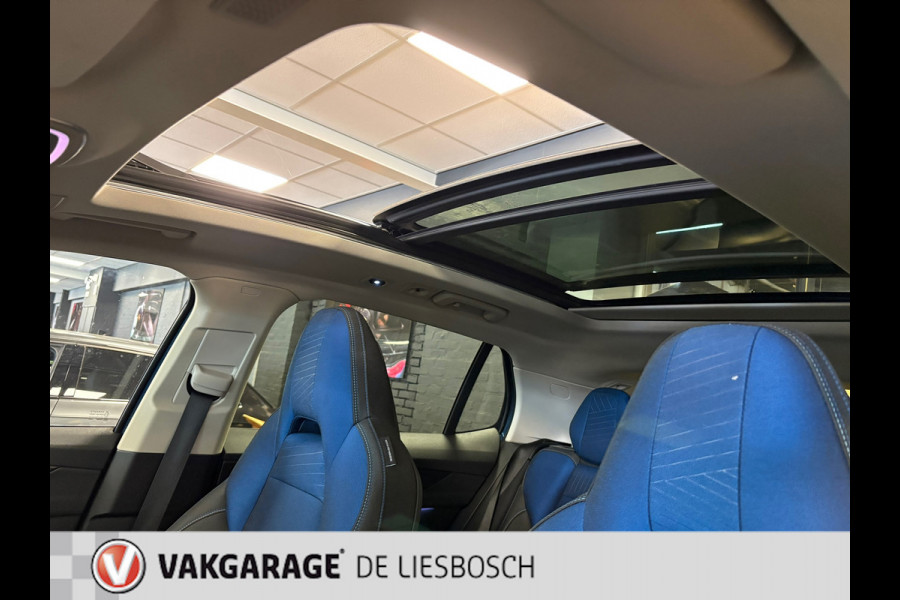 Lynk & Co 01 1.5 modeljaar 2023 prijs rijklaar ! infinity / 360camera / Panorama-dak / apple carplay